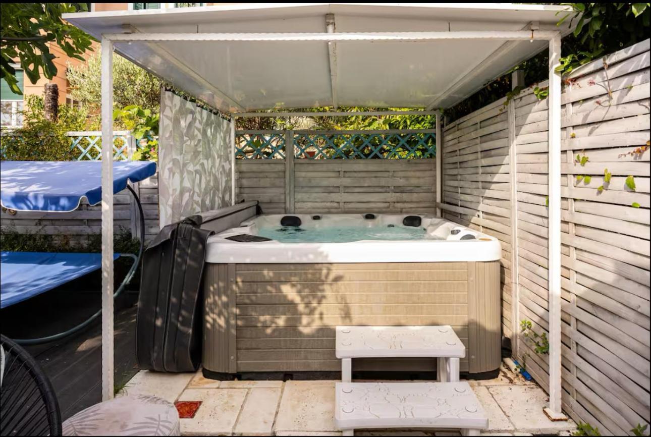 Beachfront House With Private Jacuzzi And Garden Zadar Luaran gambar
