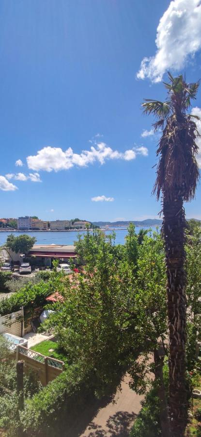 Beachfront House With Private Jacuzzi And Garden Zadar Luaran gambar